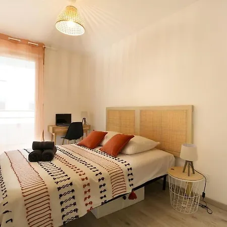 New-le Patio St Cyprien - Parking - Terrasse - Netflix