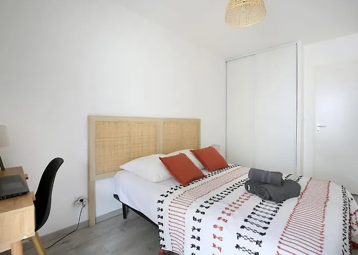 New-le Patio St Cyprien - Parking - Terrasse - Netflix
